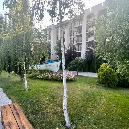 Апартаменты Luxury In Cascadas Family Sunny Солнечный берег