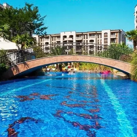 Luxury In Cascadas Family Sunny